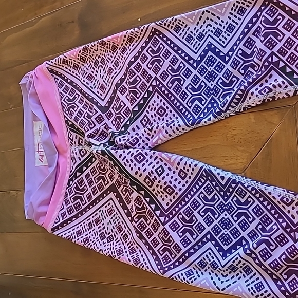 Arthletic aztec print tights size large - Picture 2 of 4